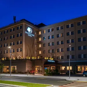 Doubletree By Hilton מלון